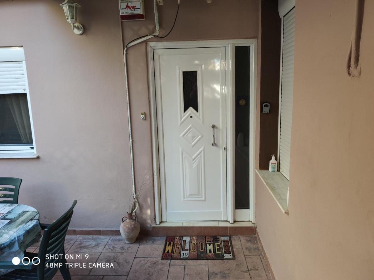 Apartamento Airport'S Close, Cozy Flat For 6 Persons Markópoulon Exterior foto