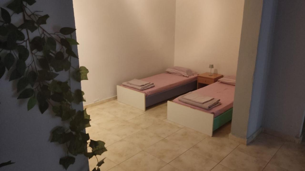 Apartamento Airport'S Close, Cozy Flat For 6 Persons Markópoulon Exterior foto