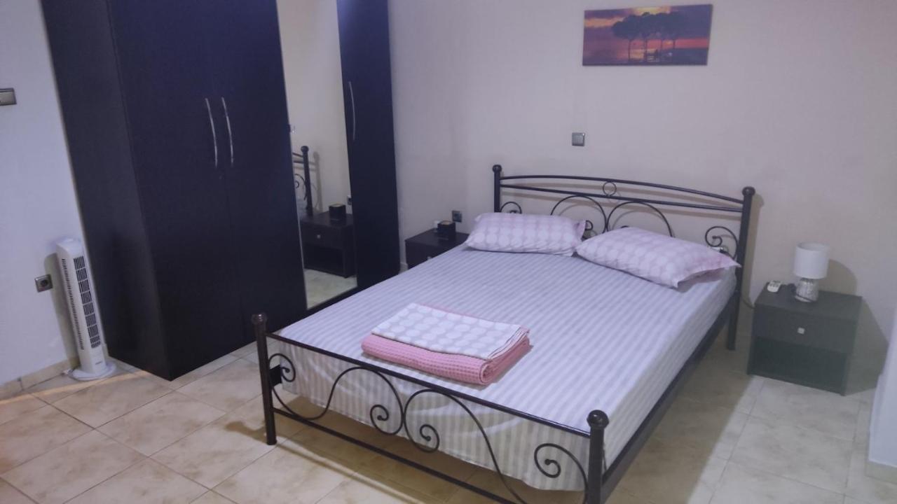 Apartamento Airport'S Close, Cozy Flat For 6 Persons Markópoulon Exterior foto