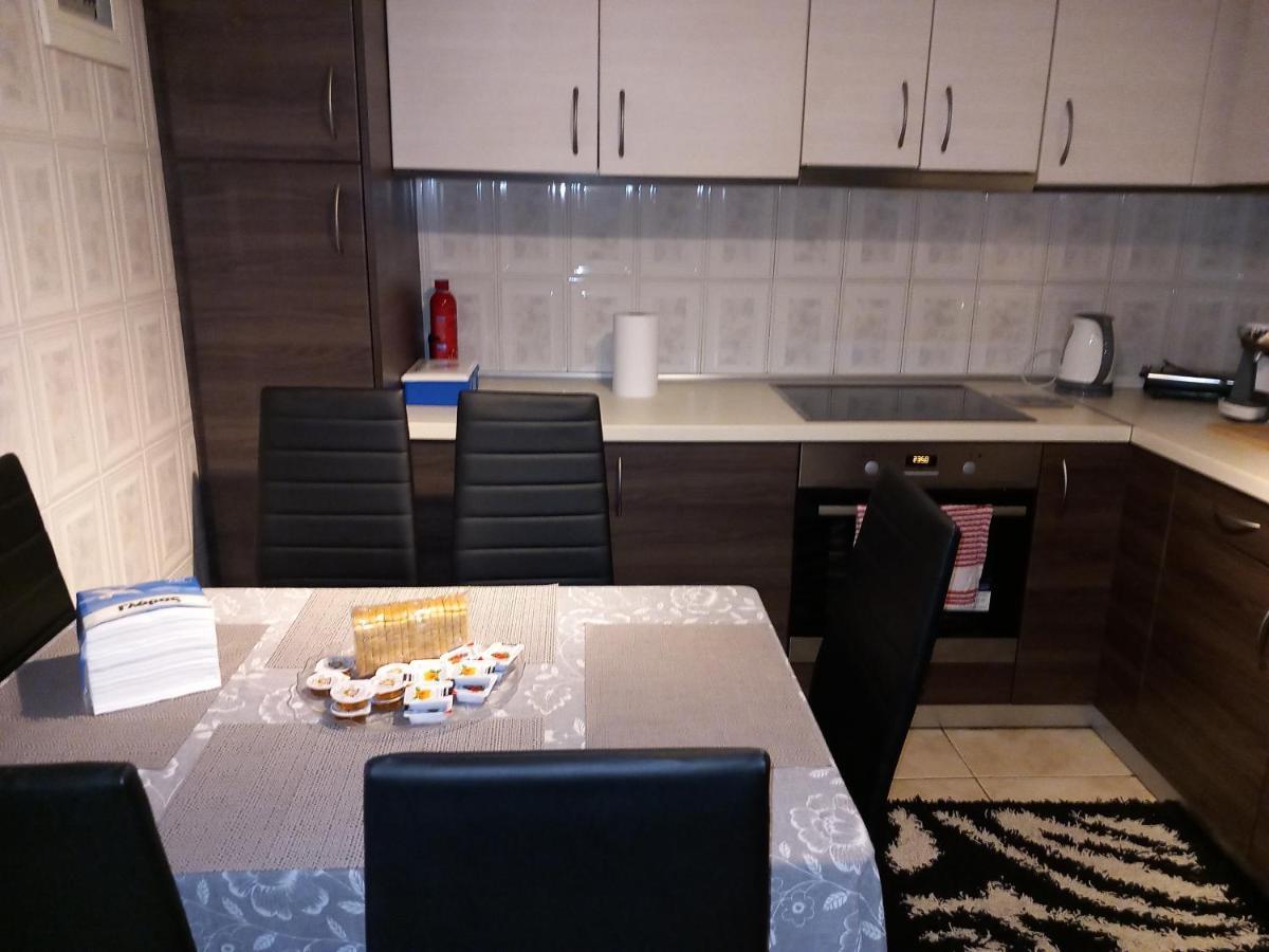 Apartamento Airport'S Close, Cozy Flat For 6 Persons Markópoulon Exterior foto
